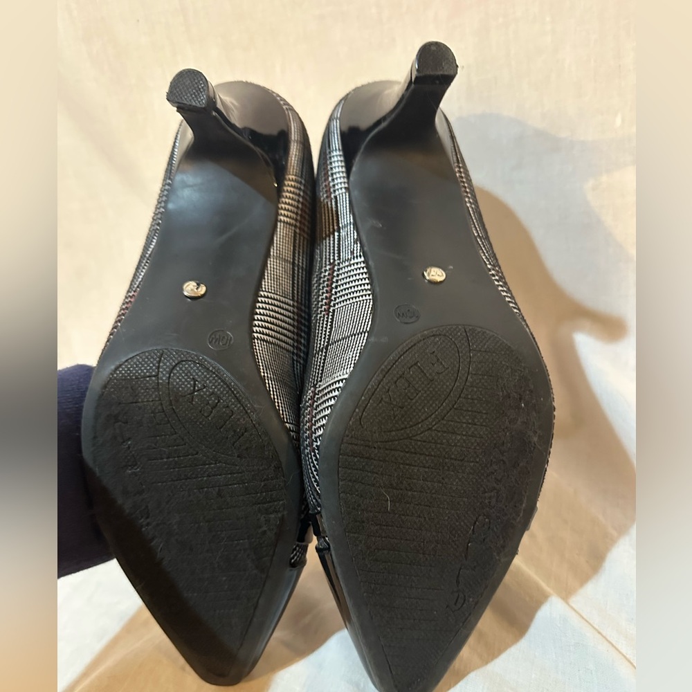 Woman’s Marbella High Heel Shoes - Picture 4 of 8